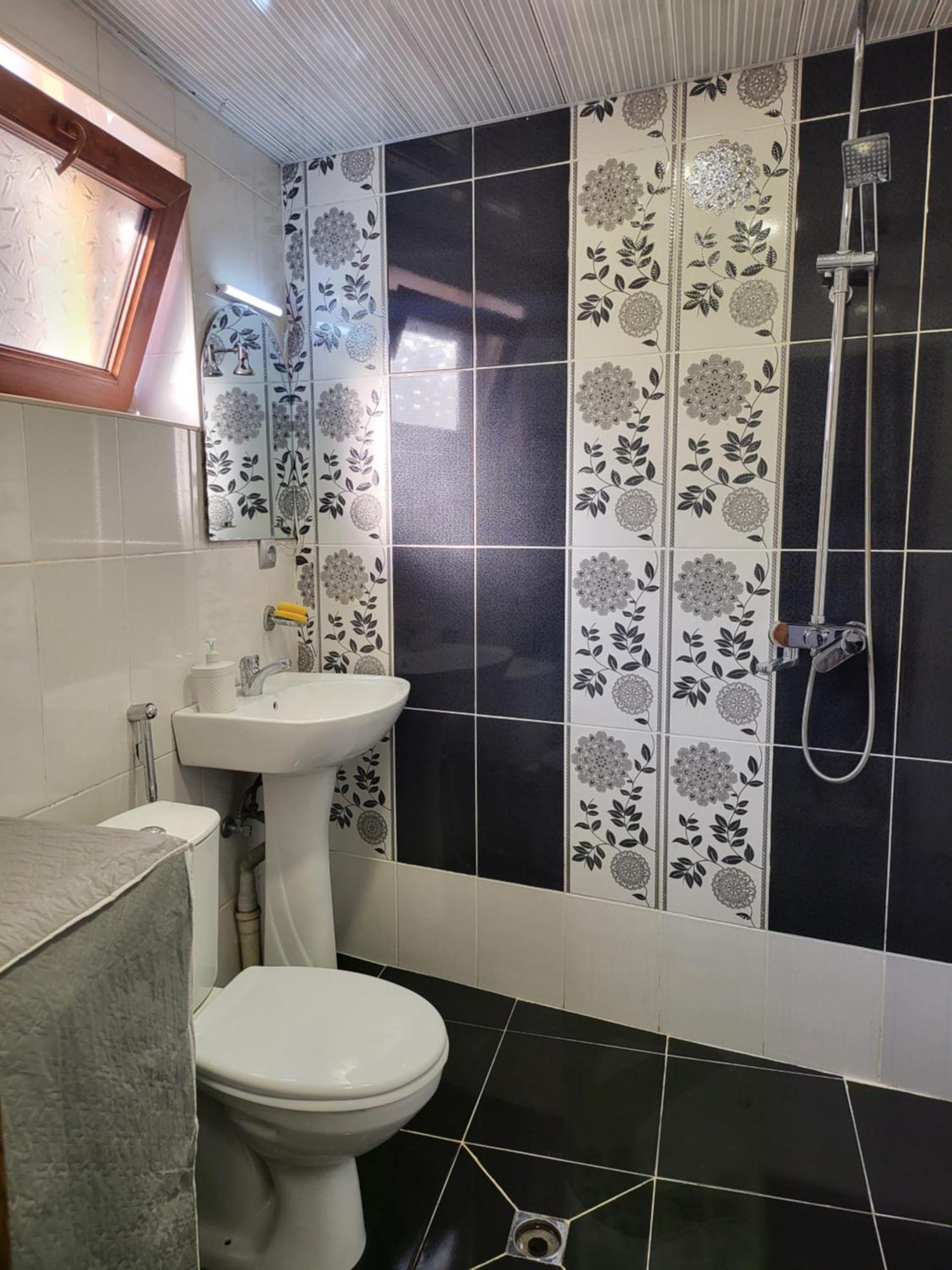 טביליסי Guesthouse Sabina מראה חיצוני תמונה